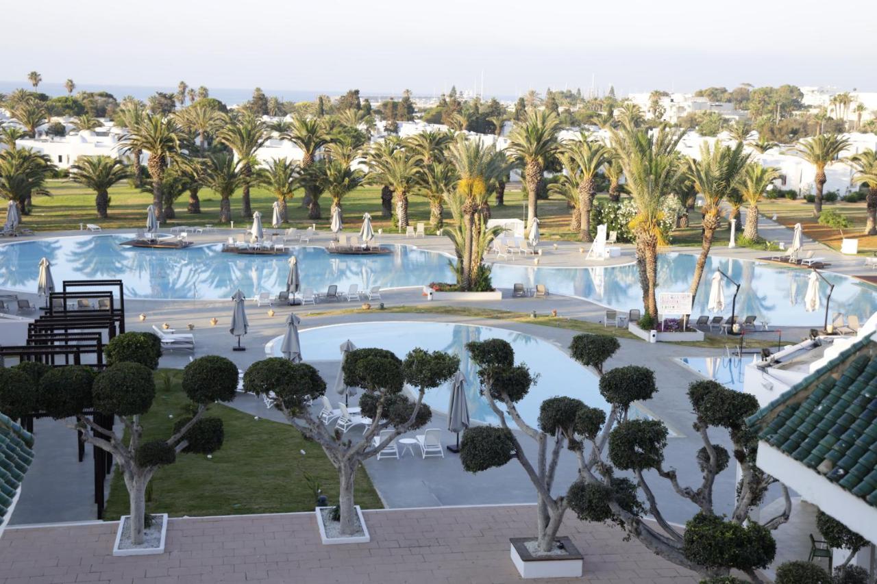 The Mirage & 5*