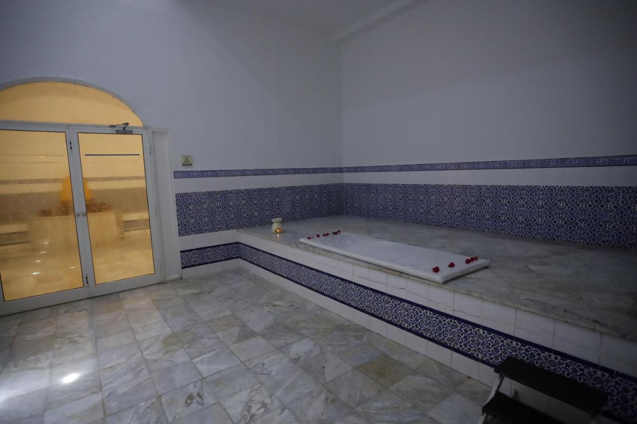 The Mirage & 5* Al-Hammamat