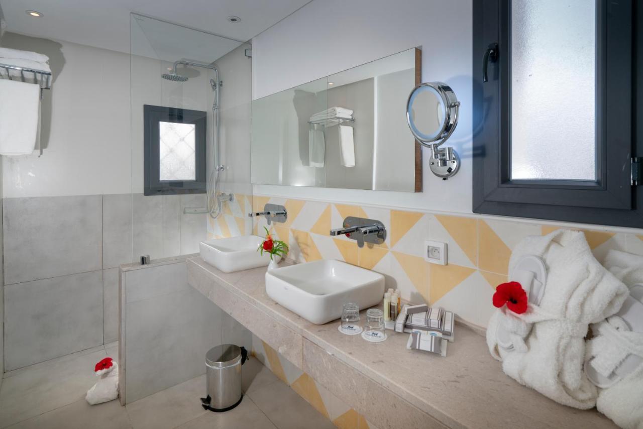 Отель The Mirage & 5*