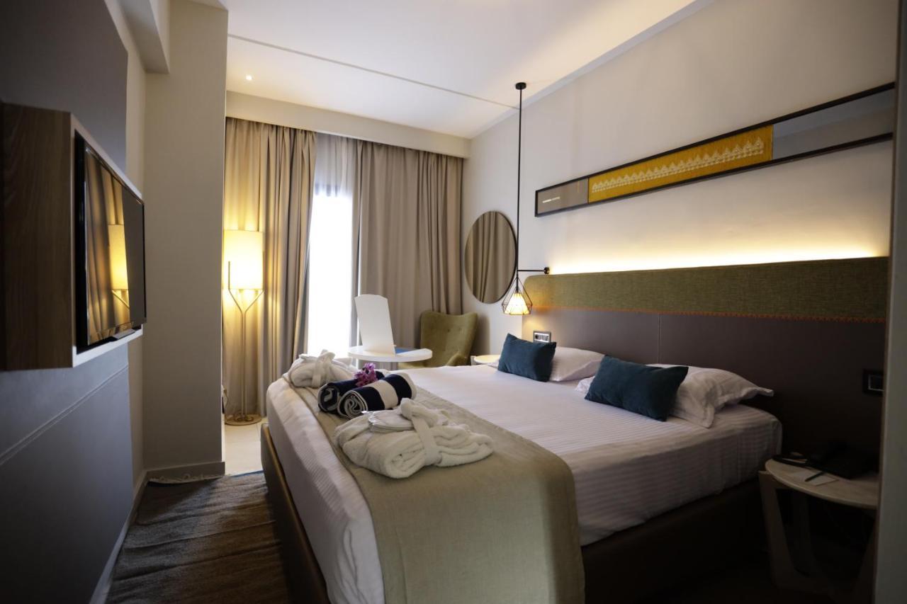 Отель The Mirage & 5*